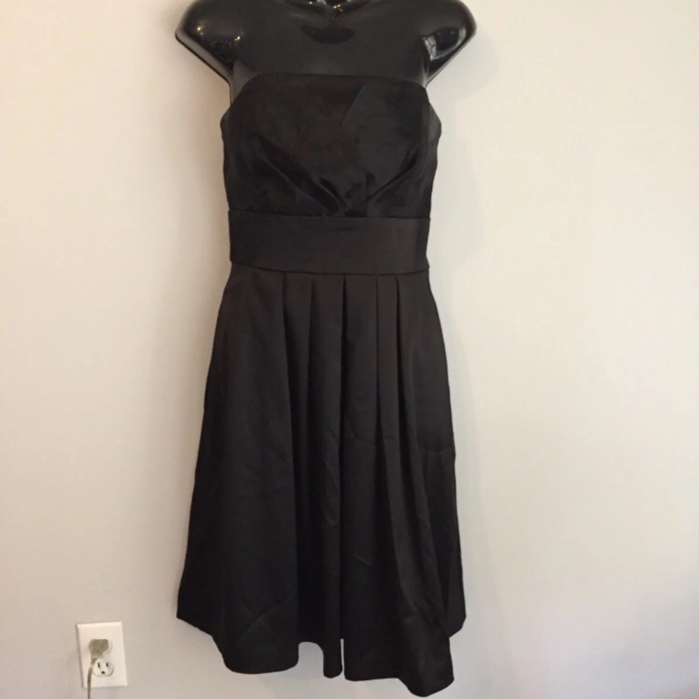 White House Black Market strapless dress